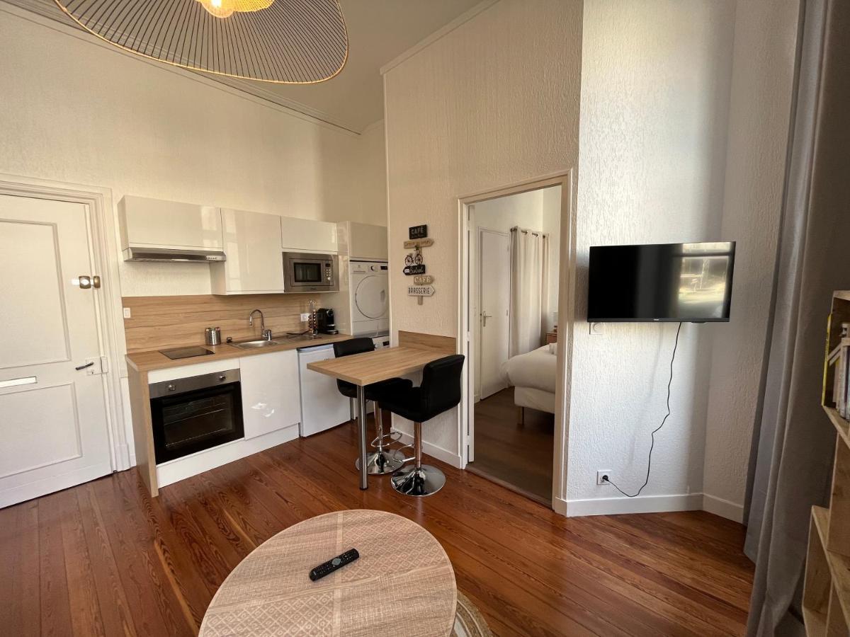 Apartmán Paon, Coquet Appt Avec Parking A Caen Exteriér fotografie